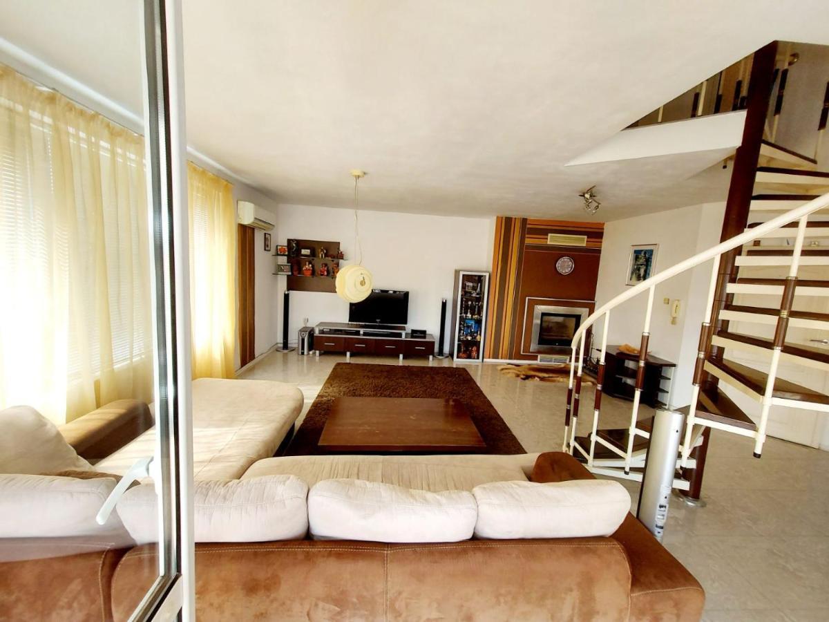 Comfort Flat Burgas Exterior foto