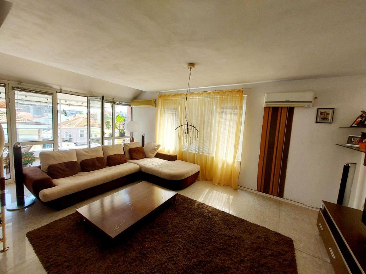 Comfort Flat Burgas Exterior foto